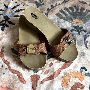 Dr. Scholl's Shoes Women's Classic Sandal Faux Wood Slide Sandal